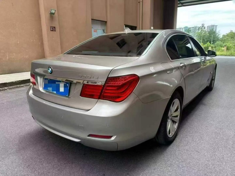 重庆13年宝马7系6