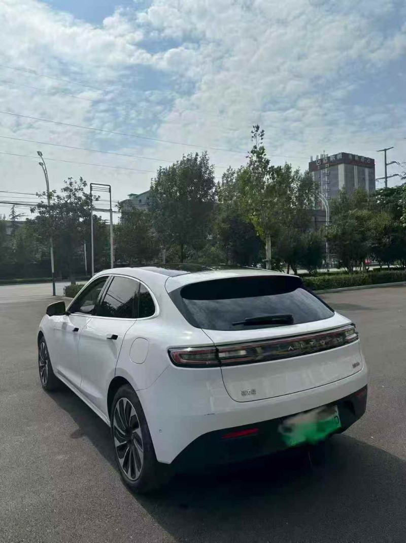 常州23年华为智选问界9