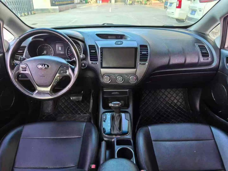 邯郸16年起亚K39