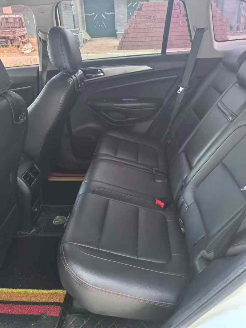 邯郸16年长安汽车CS758