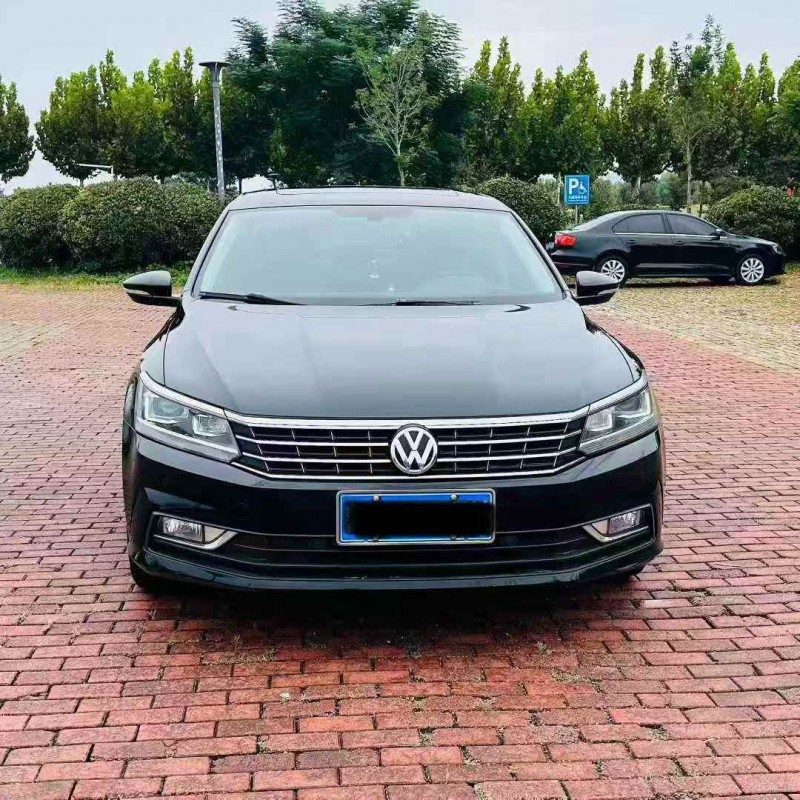 青岛17年大众帕萨特1