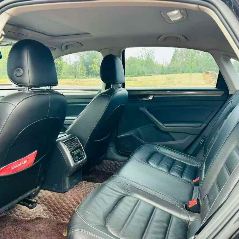 青岛17年大众帕萨特5