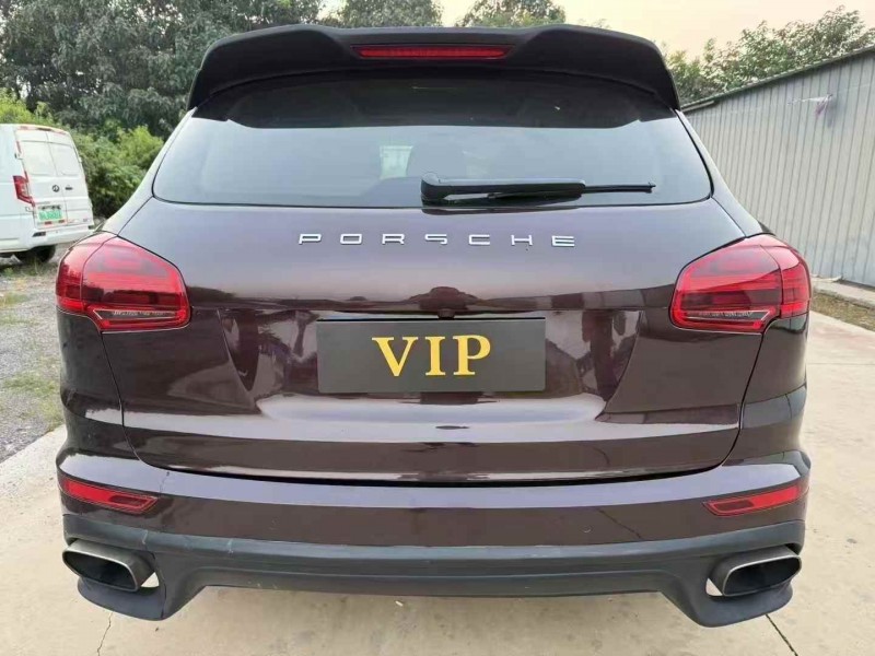 潍坊16年保时捷卡宴8