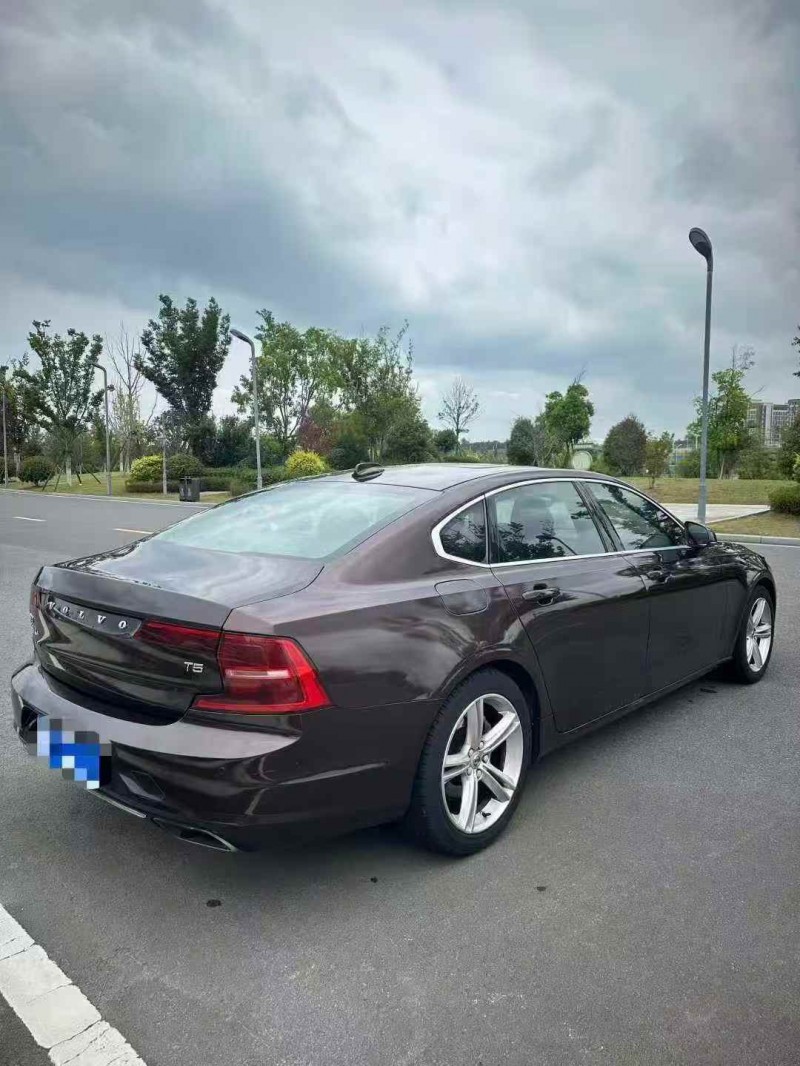 鹰潭18年沃尔沃S904