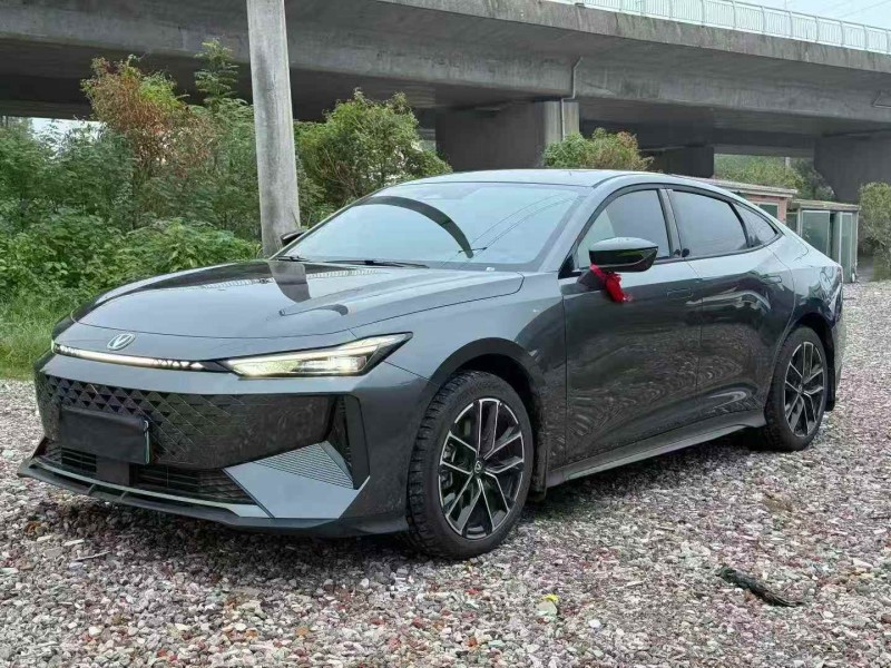 邵阳25年长安汽车UNI3