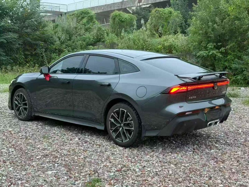 邵阳25年长安汽车UNI7