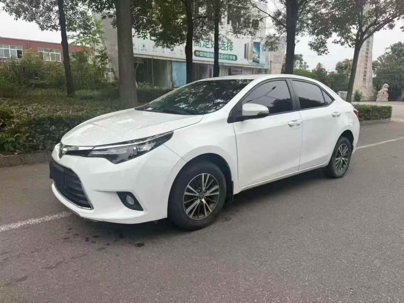 衡阳16年丰田雷凌2