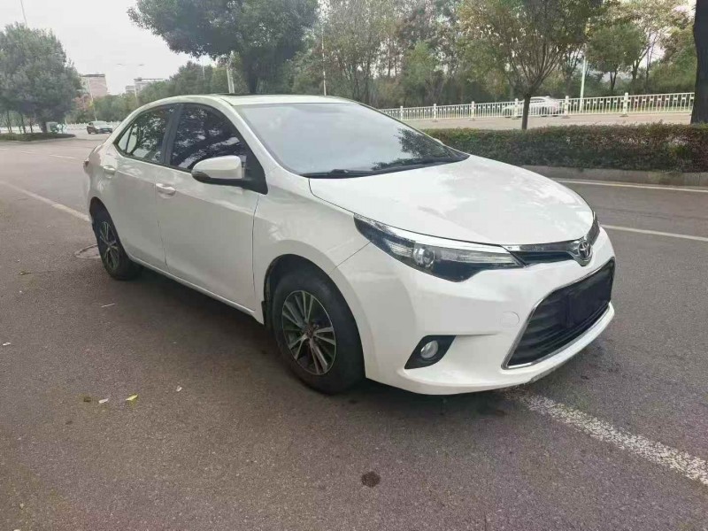 衡阳16年丰田雷凌3