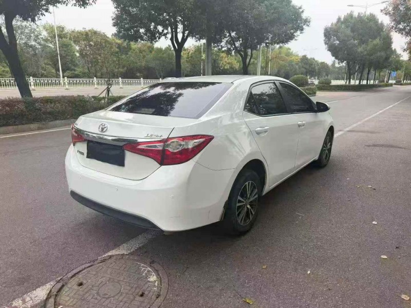 衡阳16年丰田雷凌9