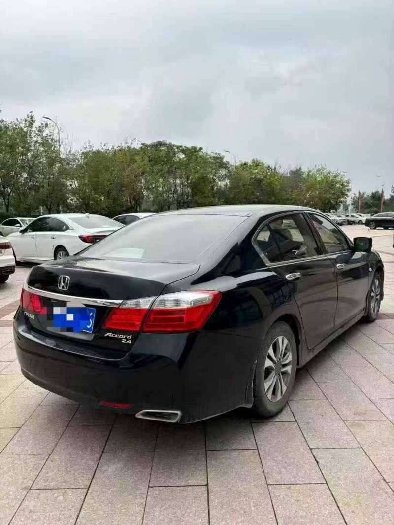 秦皇岛15年本田雅阁4