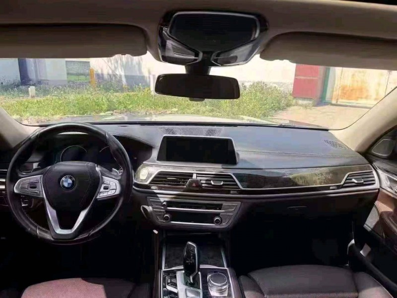 莆田17年宝马7系4