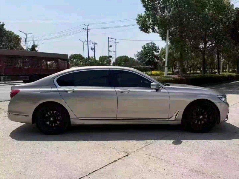 莆田17年宝马7系7