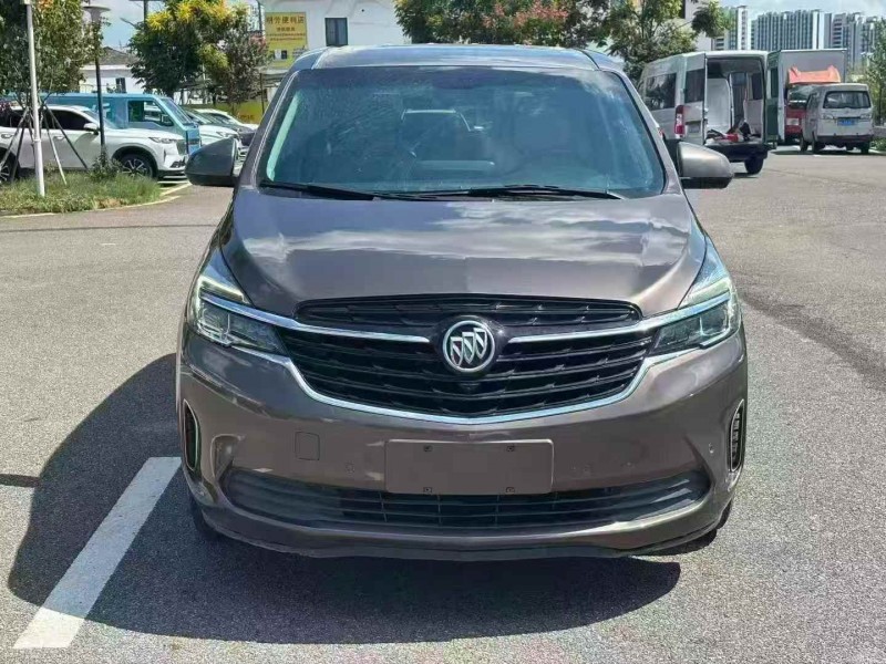 金华21年别克GL81