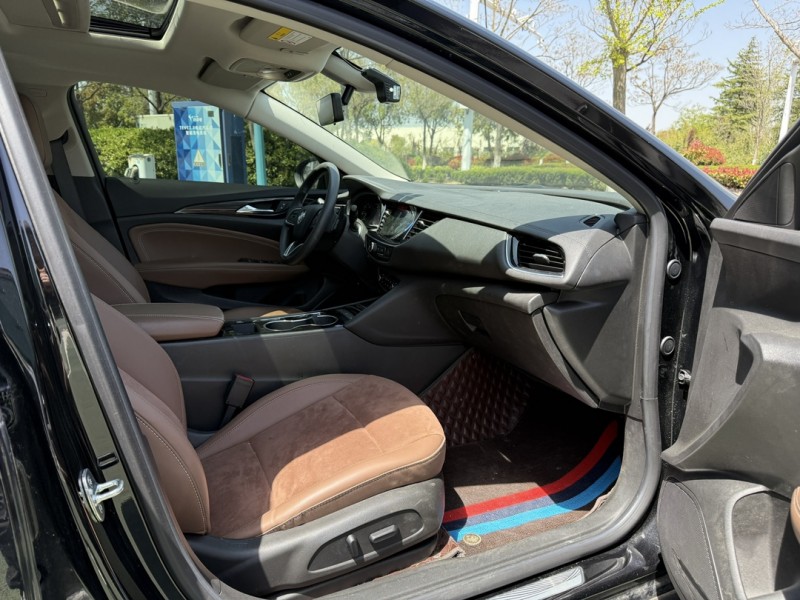 盐城22年别克君威6