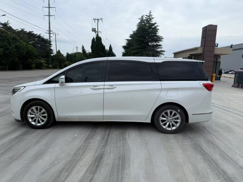 徐州19年别克GL87