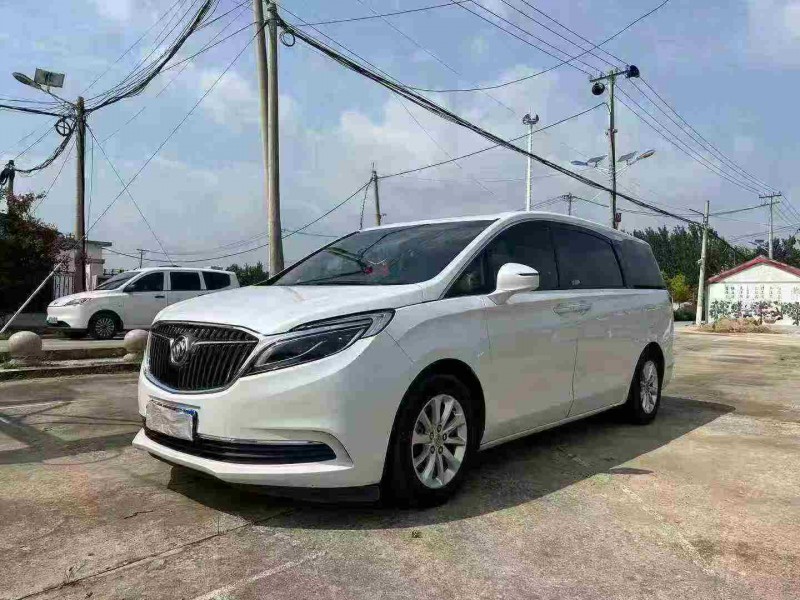 徐州18年别克GL82