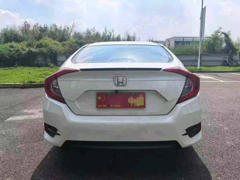 广州19年本田思域5