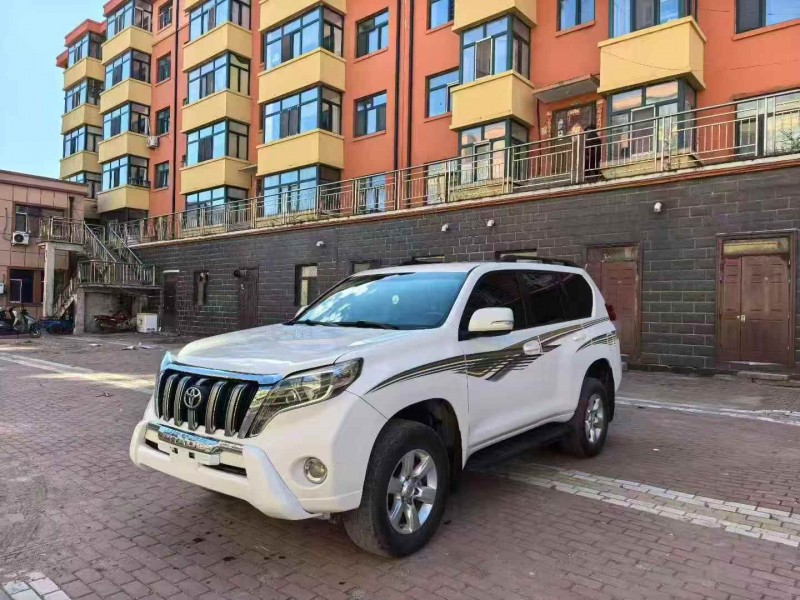 鹤岗13年丰田普拉多2