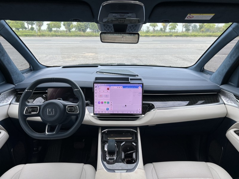 盐城24年极氪汽车0097