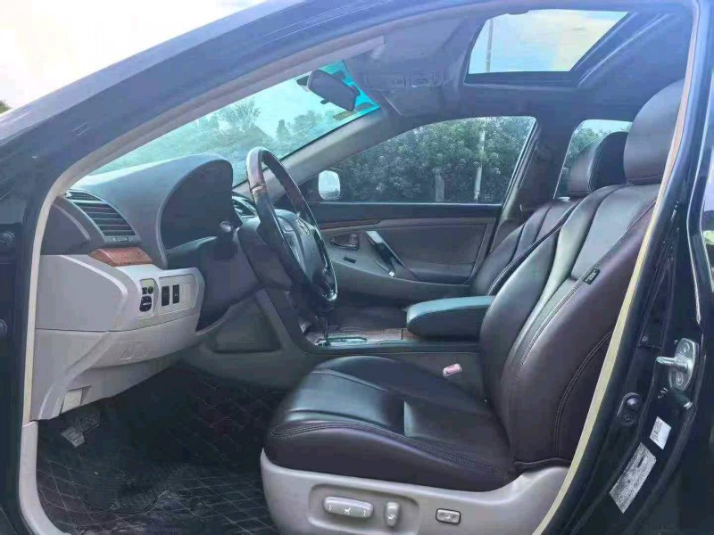 广州11年丰田凯美瑞7