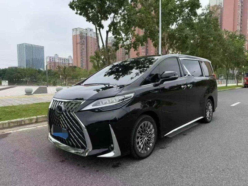 连云港23年雷克萨斯LM雷尔法3