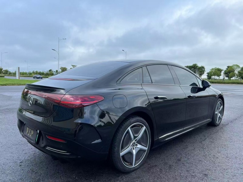 盐城23年奔驰EQE8