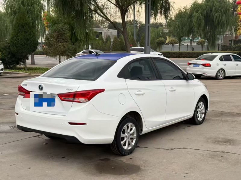 榆林20年长安汽车悦翔8