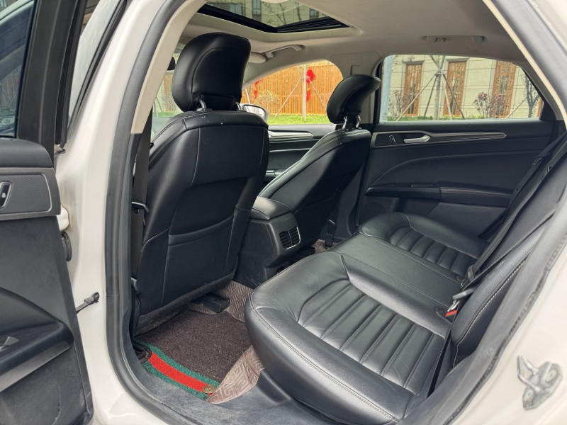 盐城18年福特蒙迪欧8