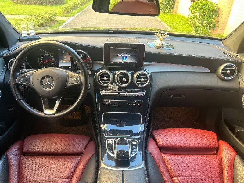 东莞19年奔驰GLC3