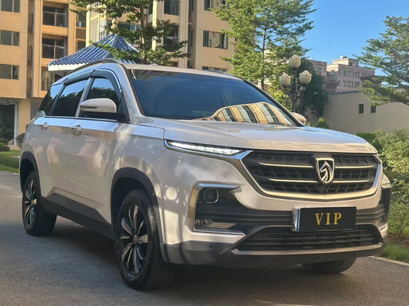 东莞18年宝骏5302