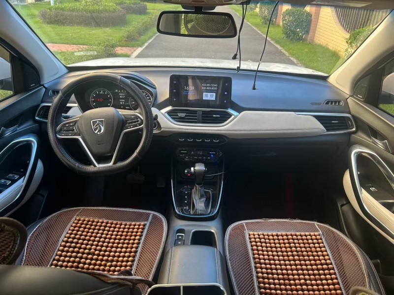 东莞18年宝骏5306