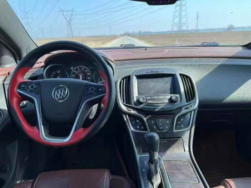 青岛15年别克君越4