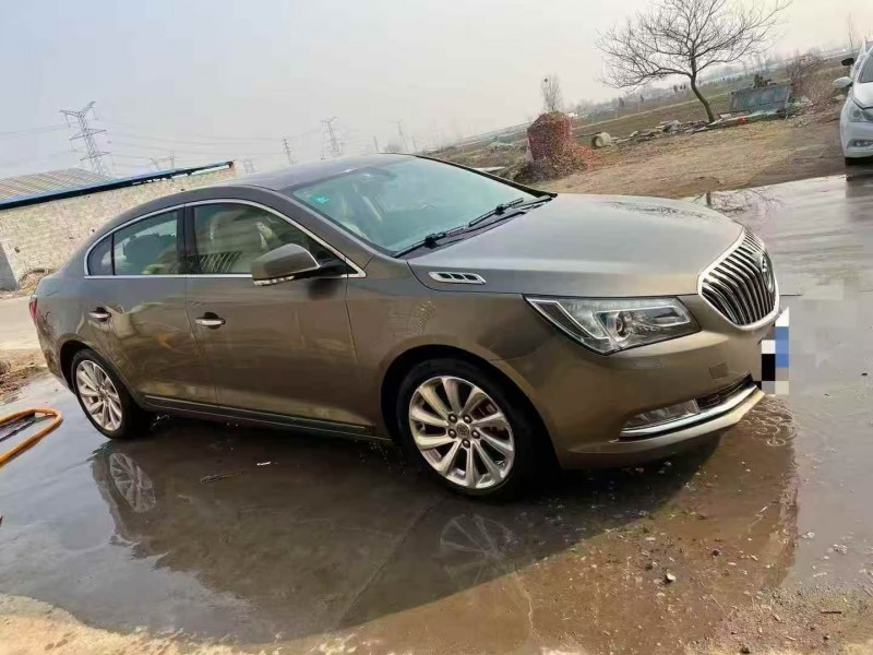 青岛13年别克君越2