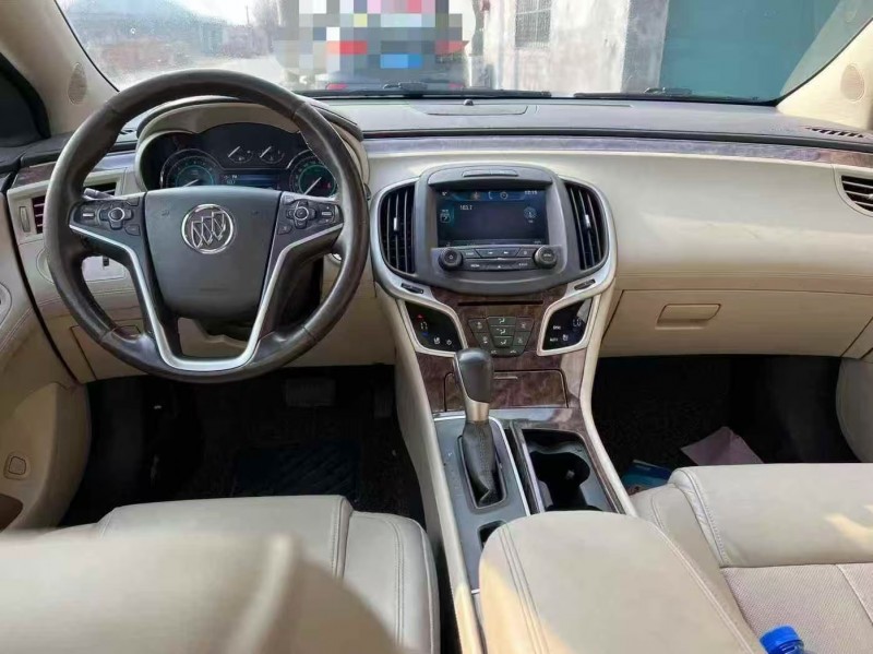 青岛13年别克君越6