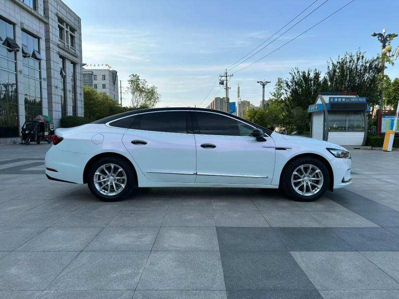 枣庄22年别克君越7