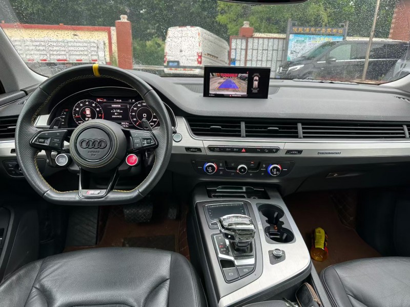 淄博17年奥迪Q76