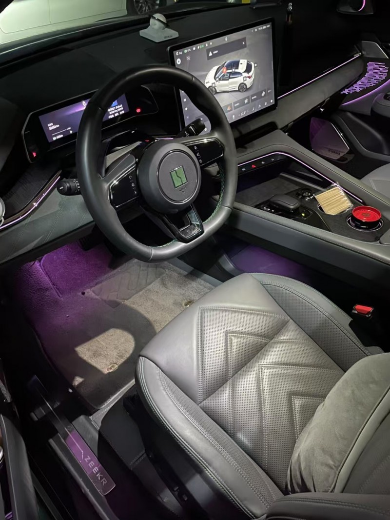 安庆23年极氪汽车0016