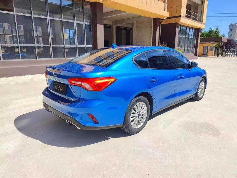 潍坊22年福特福克斯8