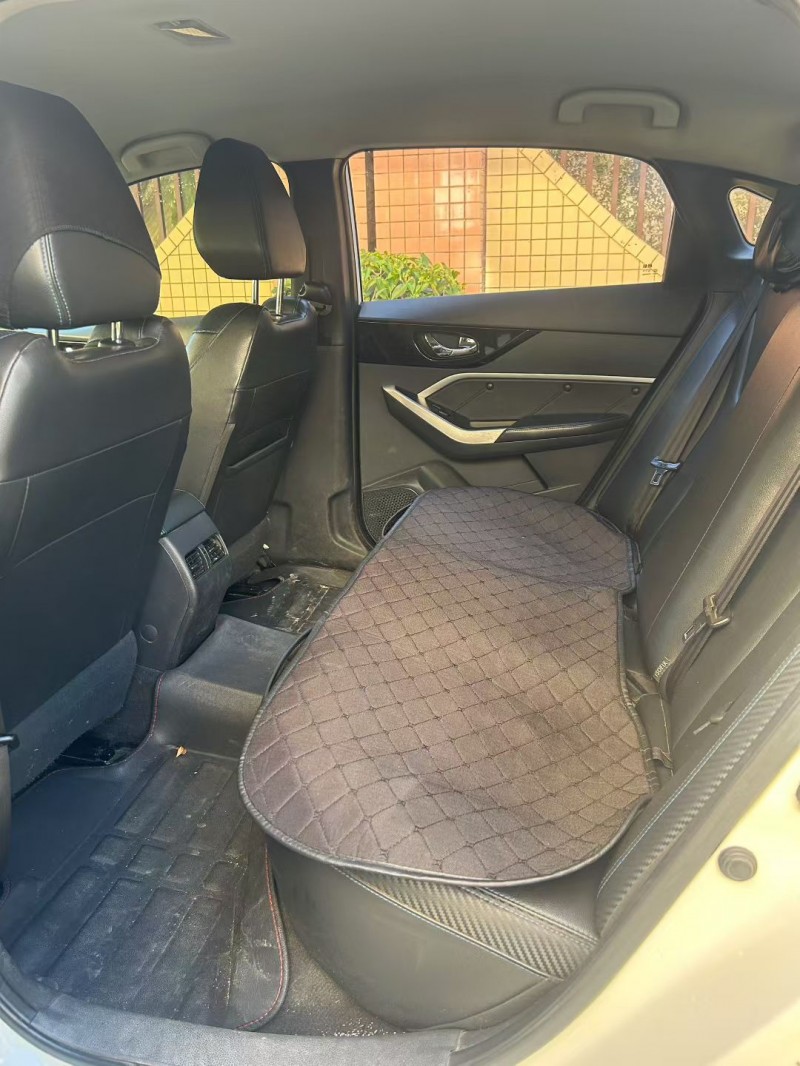 南昌19年启辰D605