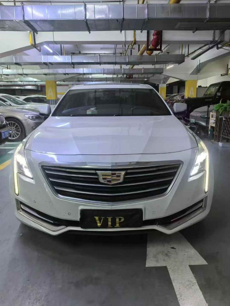 十堰17年凯迪拉克CT61