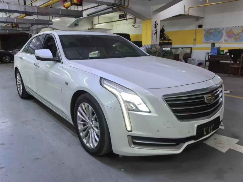 十堰17年凯迪拉克CT63