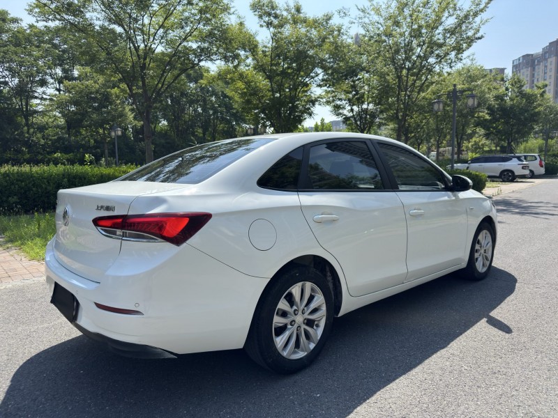 盐城21年别克英朗5