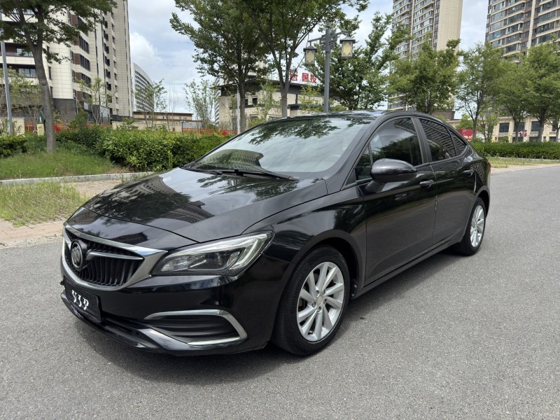 盐城18年别克威朗3