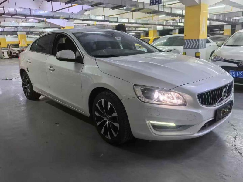 荆州19年沃尔沃S60L2