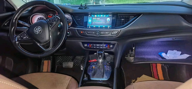 贵阳17年别克君威7