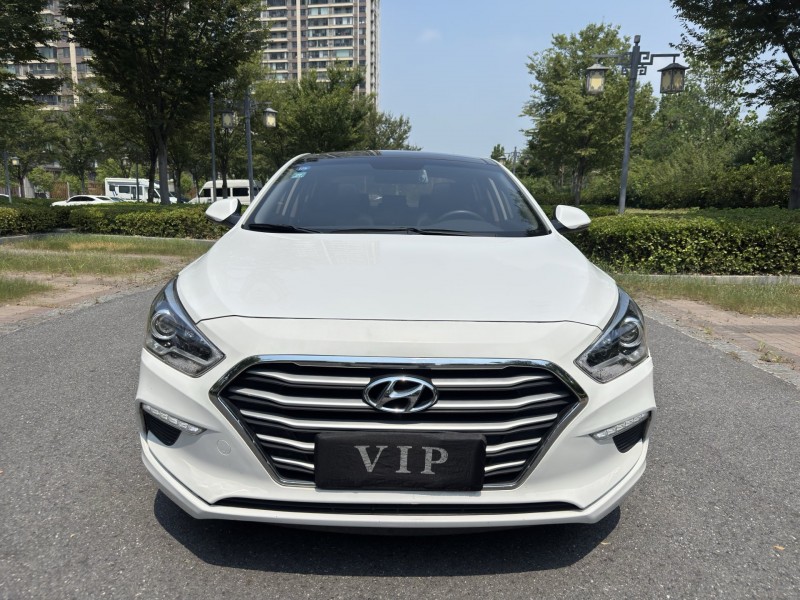 盐城19年现代名图1