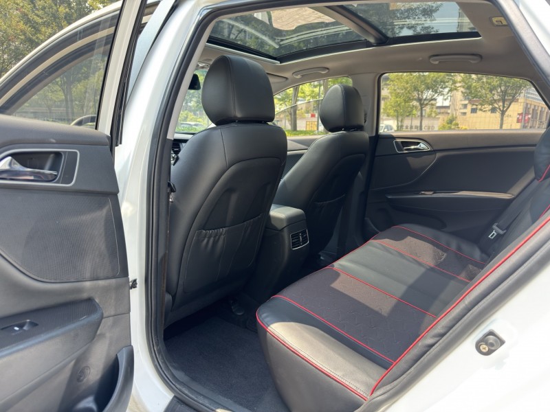 盐城19年现代名图7