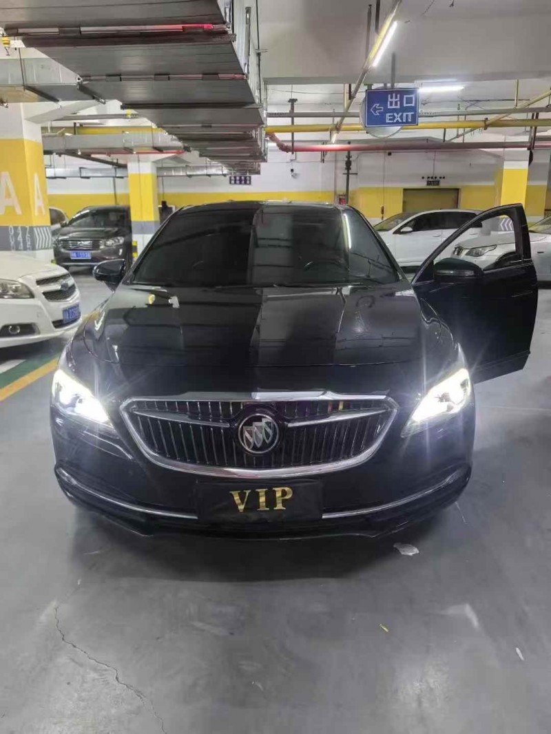 孝感18年别克君越1