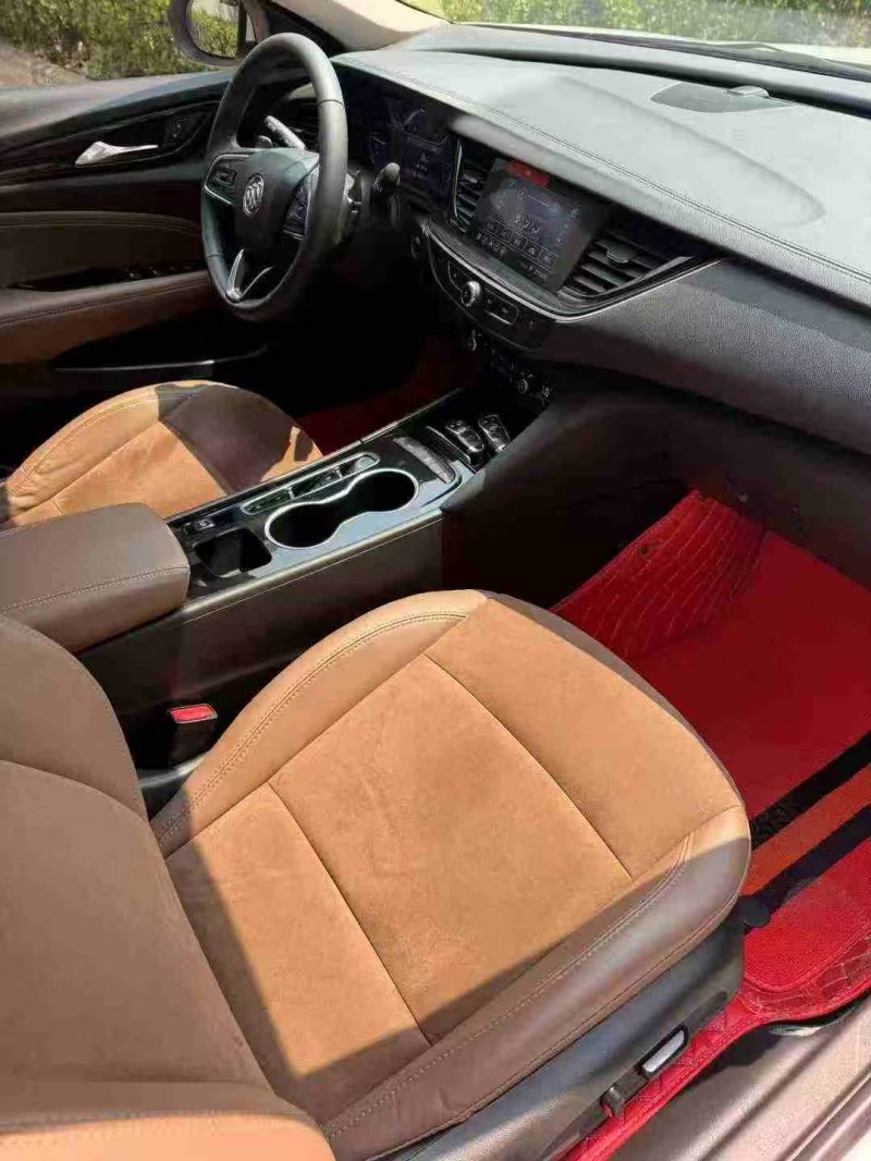 襄阳22年别克君威7