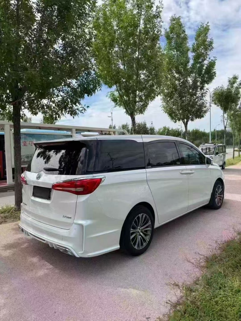 济南20年别克GL85